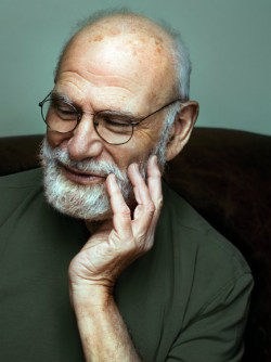 Oliver Sacks. Photo: Maria Popova. Source: Wikimedia Commons.